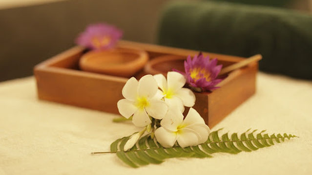 Ayurna Luxury Rituals