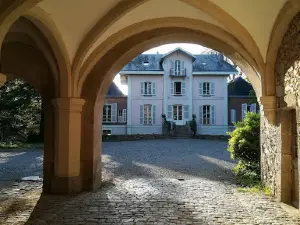 Castle De La Tourlandry