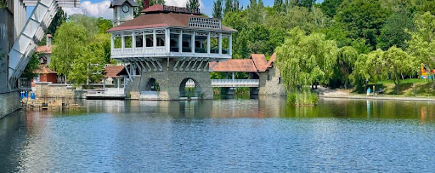 Park Zhovtnevyy