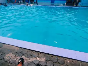 KOLAM RENANG WAHYU