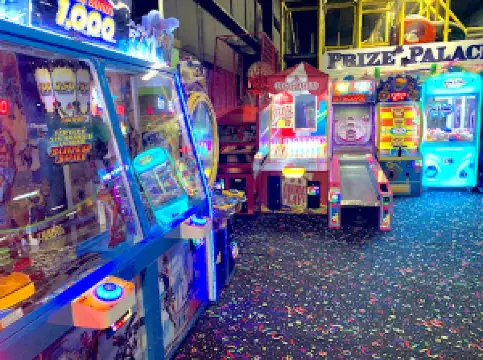 Gray-8-Skate Family Entertainment Center