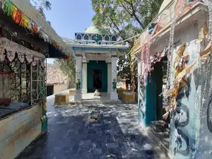 Lakhan Bharti Ashram