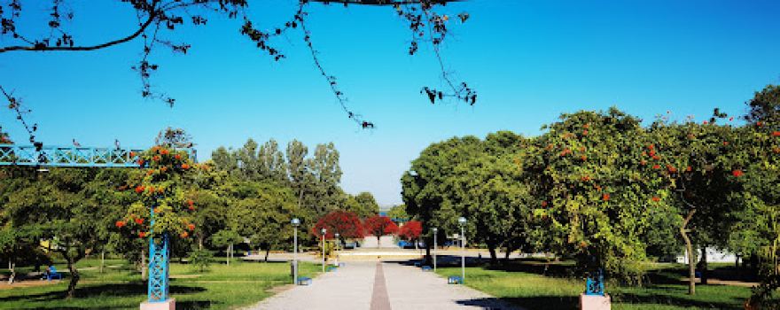 Municipal Park Zeca Afonso .. Vc. of Bath