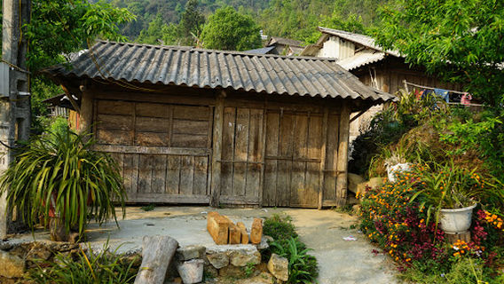Si Thau Chai Village