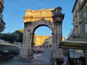 Arch of the Sergii