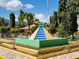 Azacualpa Central Park