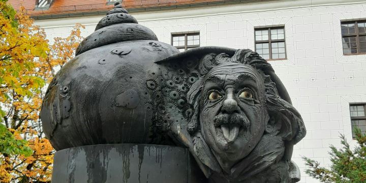 Albert Einstein Denkmal