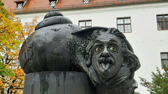 Albert Einstein Denkmal