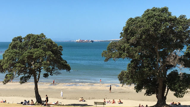 Takapuna Beach