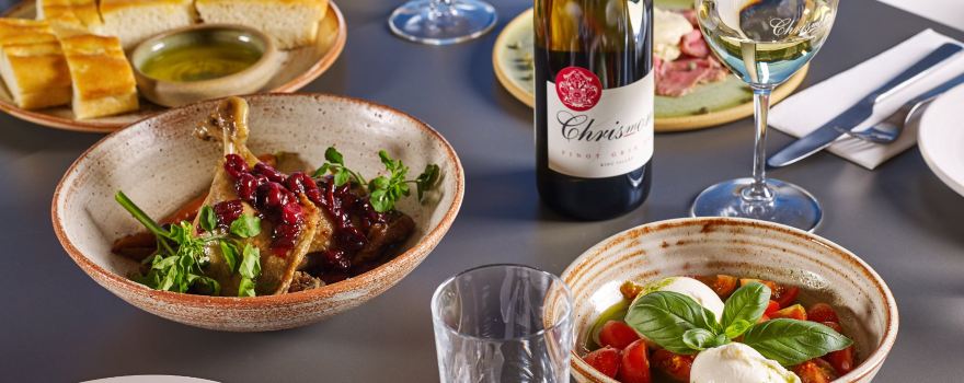 Chrismont - Cellar Door, Restaurant & Larder