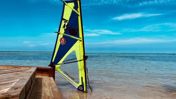 Windsurf Place