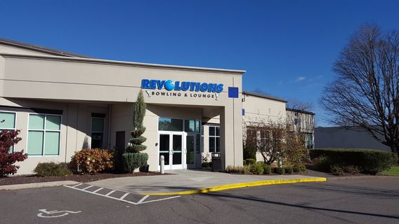 Revolutions Bowling and Lounge