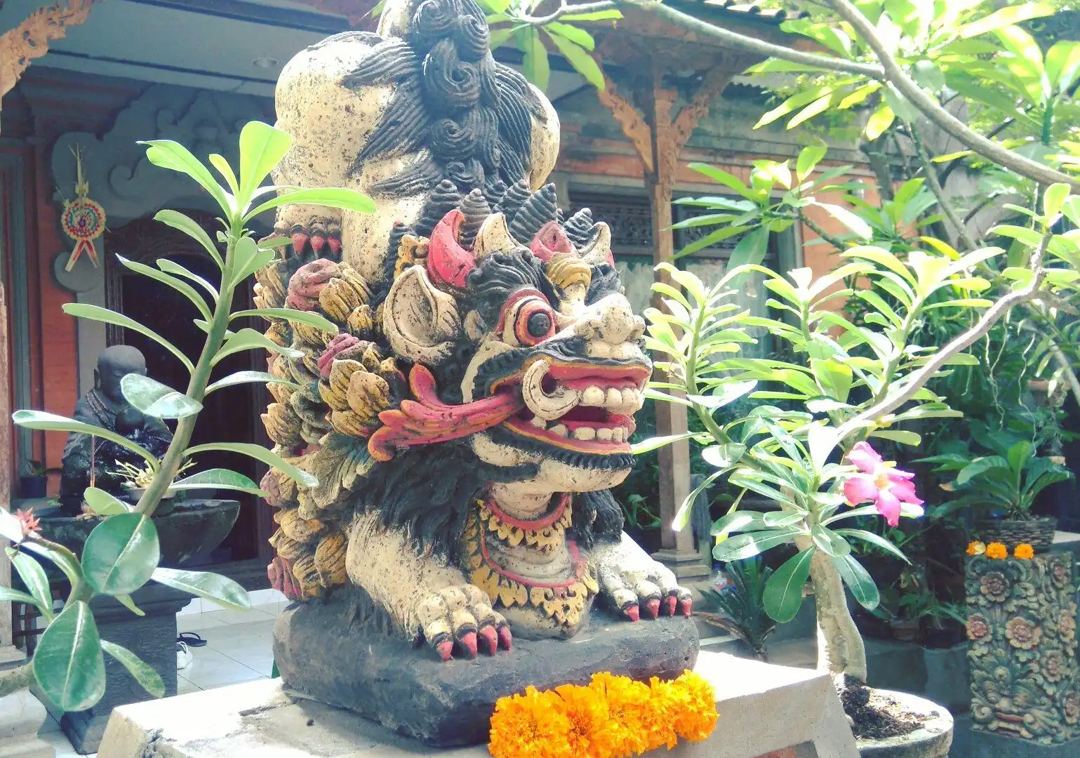 Tirtha Wangi Spa附近的飯店