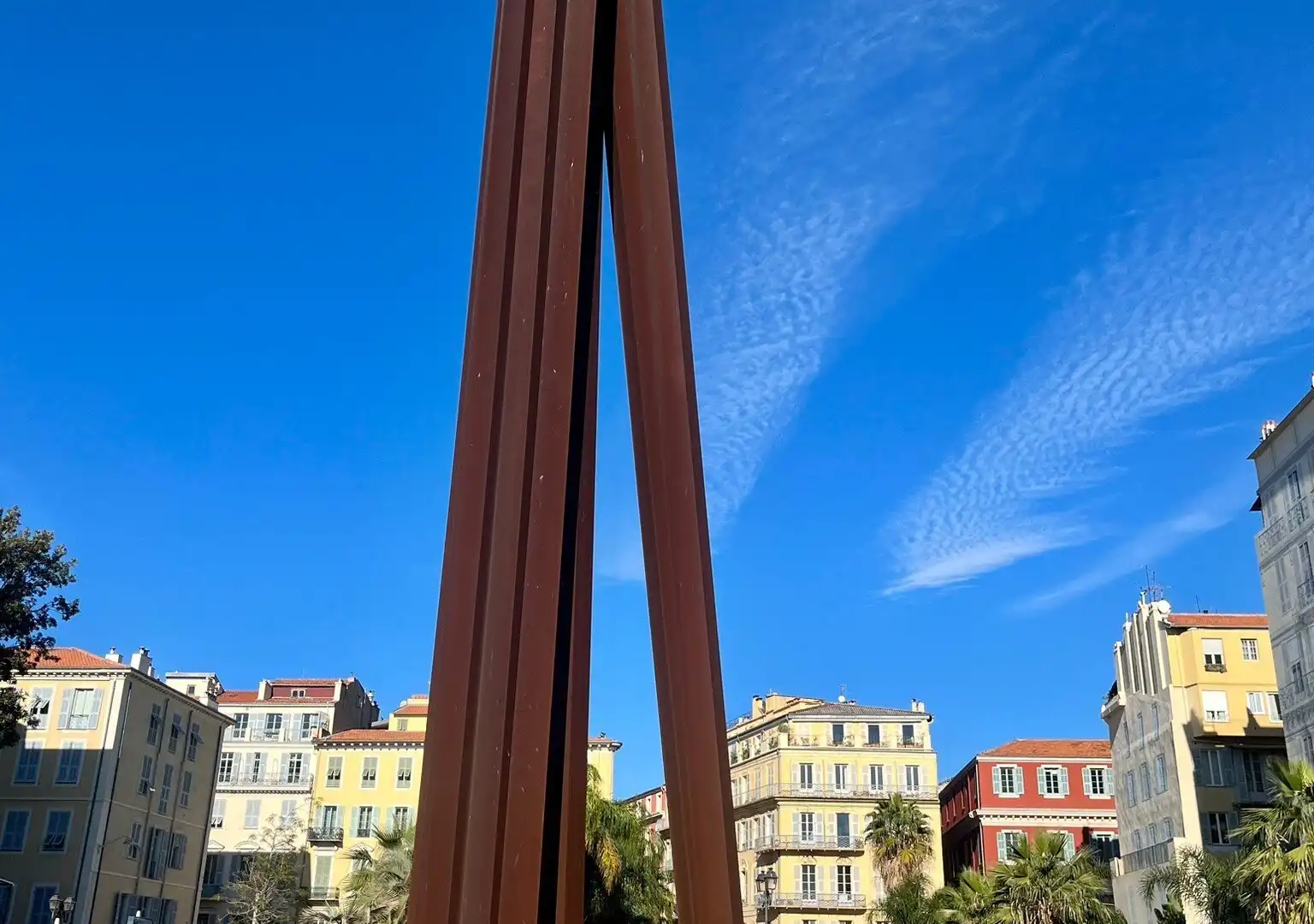 โรงแรมใกล้Quai des États-Unis