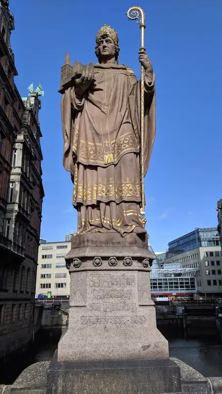 Отели рядом с достопримечательностью «Denkmal St. Ansgar»