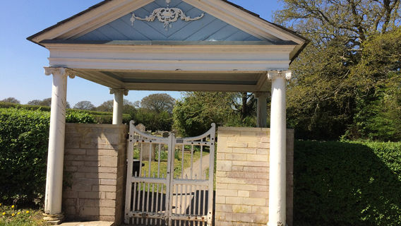 Moreton Cemetery