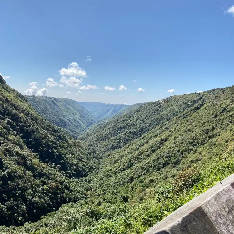 Hotels near Duwan Sing Syiem View Point
