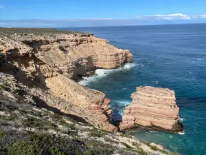 Island Rock & Natural Bridge