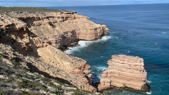 Island Rock & Natural Bridge