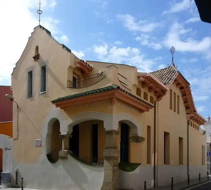 Hotels near Ca l'Arnau