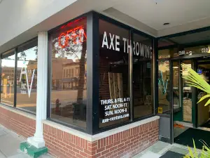 Axe Ventura: Premier Axe Throwing