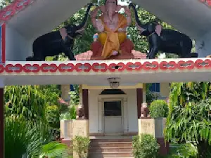 Mumuksh Ashram