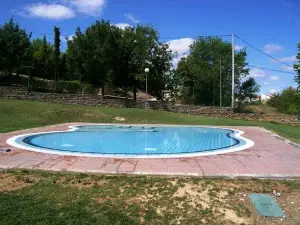 Public pool Lerin