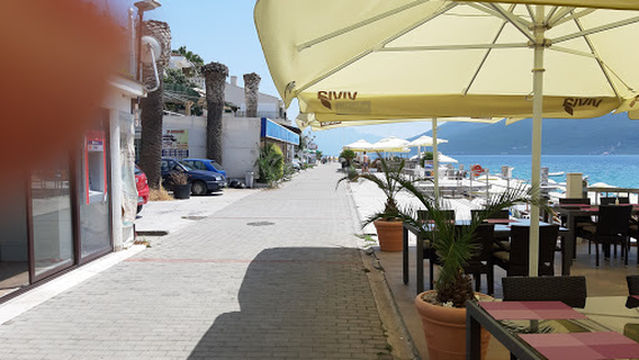 Sandy Beach of Hotel Plaza