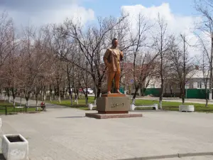 Pamyatnik Sholokhovu.