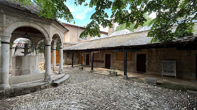 Karađoz Beg Mosque