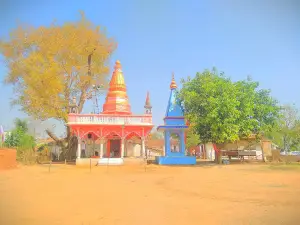 Dakshin Mukhi Hanuman Mandir, Paraswada