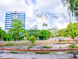 Hùng Vương Park