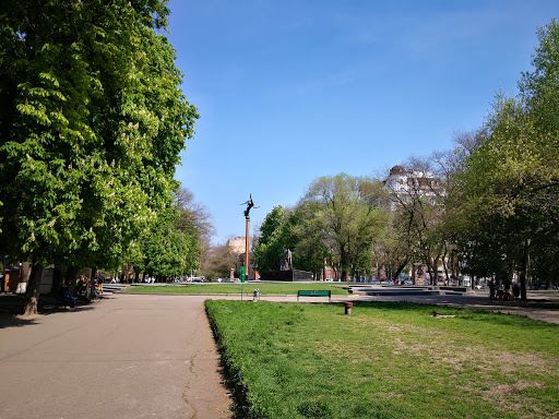 Starobazarnyi Garden Square