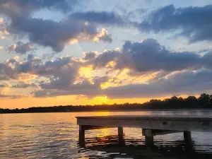 Dalewood Shore Lake
