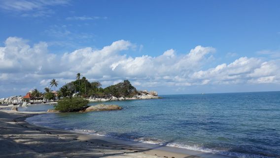 Parai Tenggiri Beach