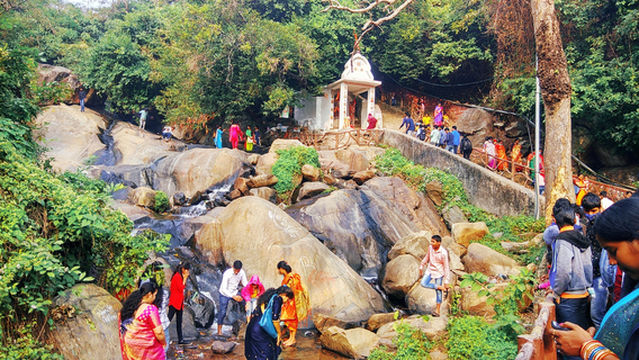 PANCHA LINGESWAR TEMPLE