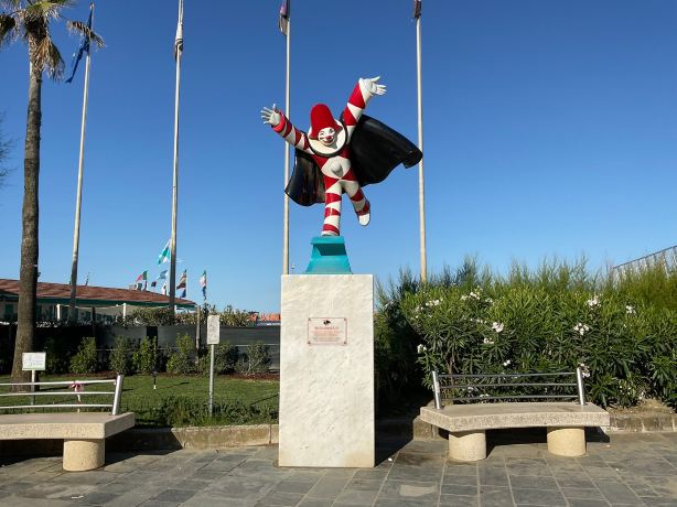 Statua di Burlamacco
