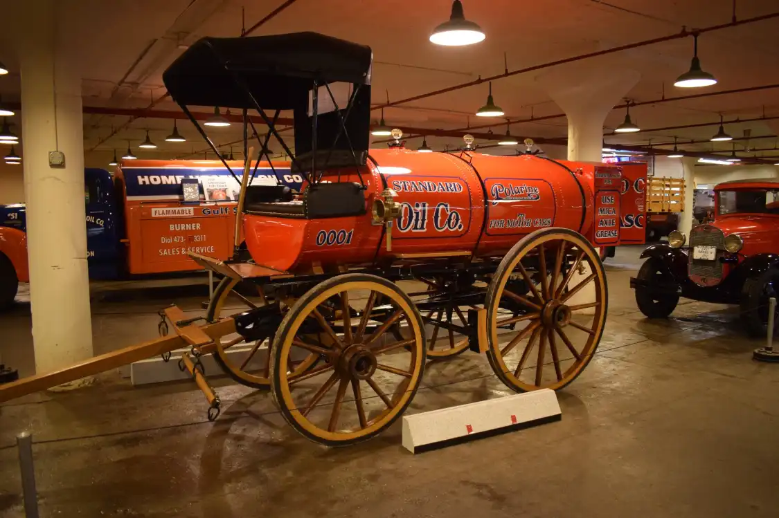 Hotels near National Auto & Truck Museum