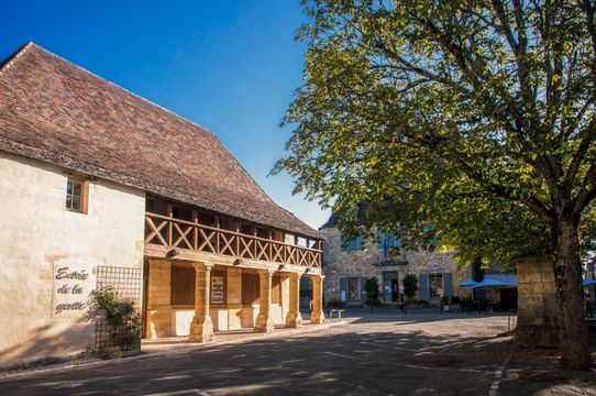 Tourist Office - South Dordogne Perigord Black