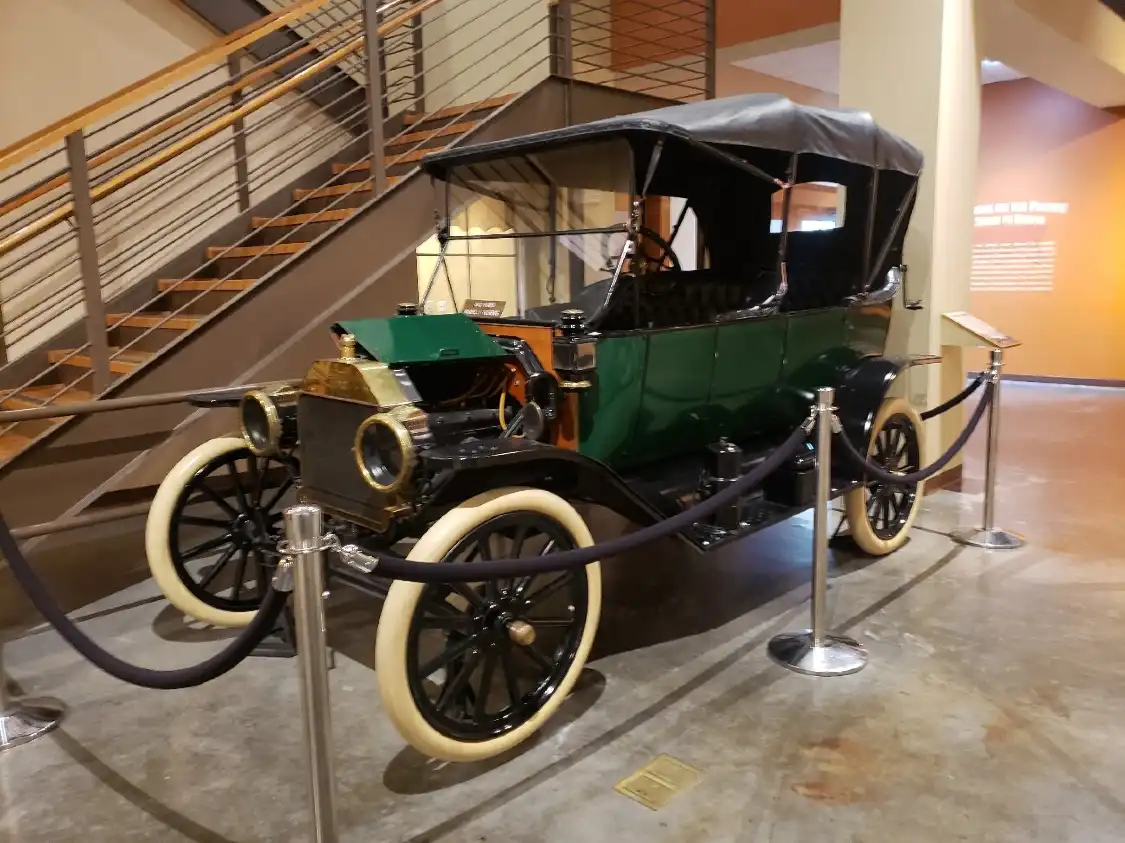 Hotels near Frisco Heritage Museum