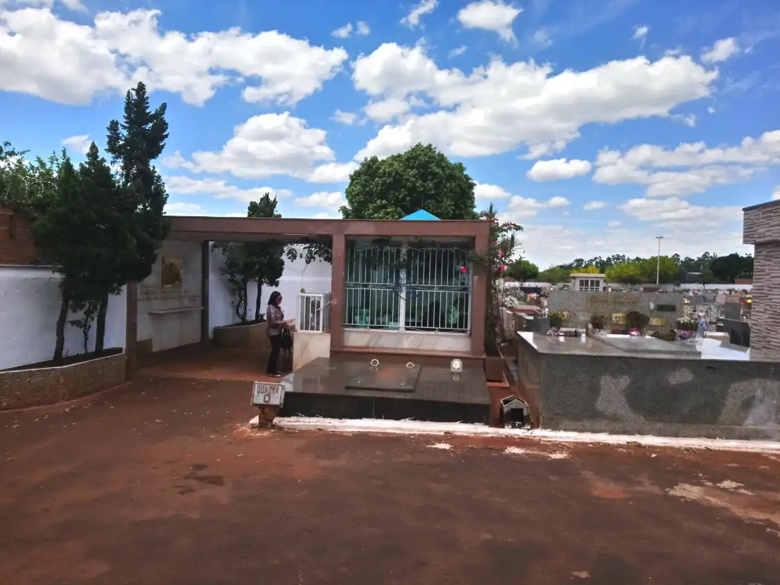 Hotel in zona Cemitério São João Batista