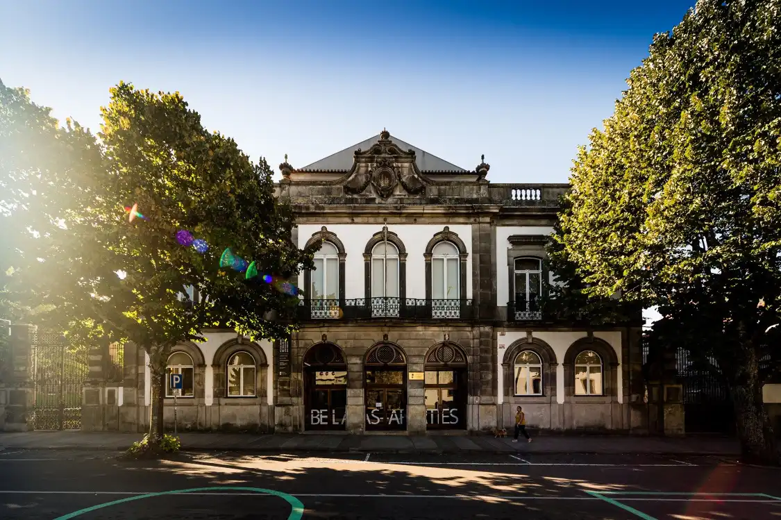Faculty of Fine Arts of Universidade do Porto Building附近的飯店