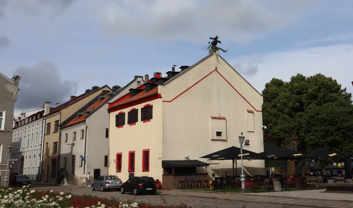 Hotels near Chimneysweeps