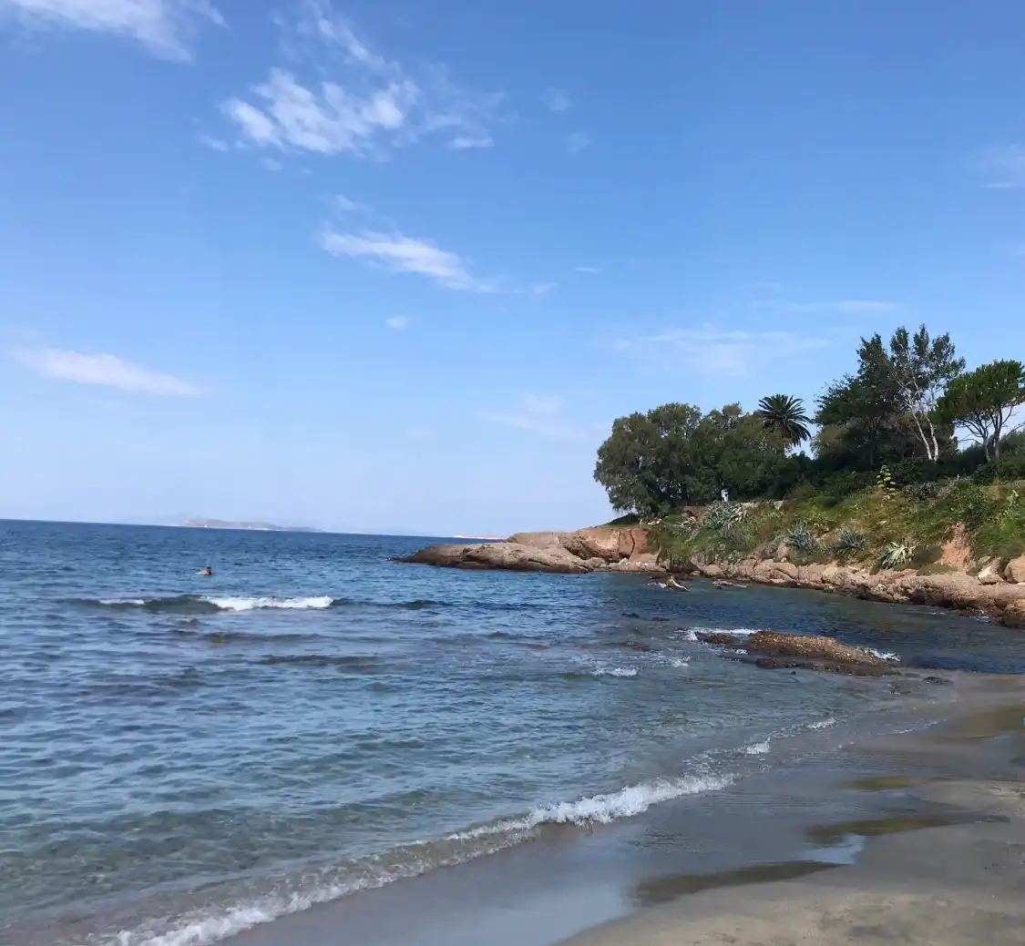 Hotels near Pouda Beach