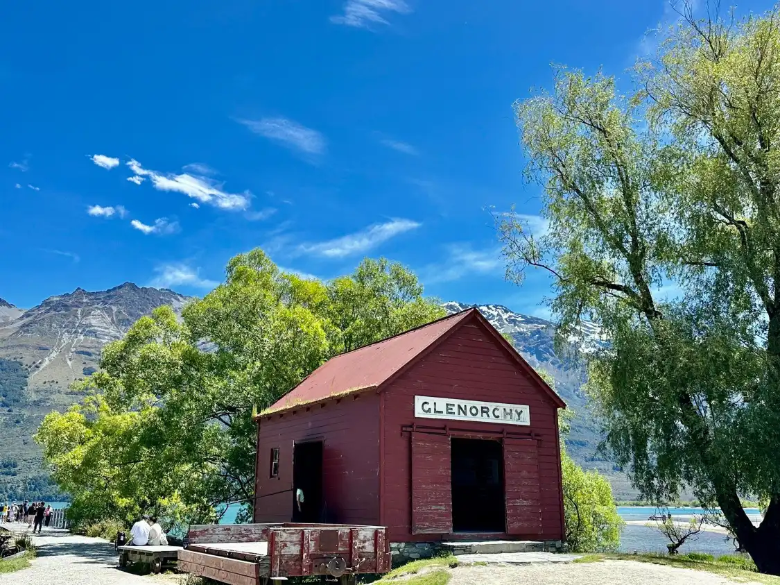 Hotels near Glenorchy Waterfront Reserve