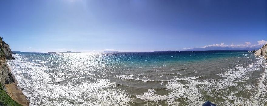 Loggas beach
