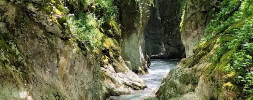Kinchkha Canyon