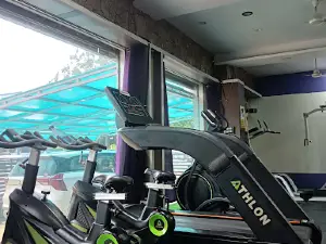 UNi5 Fitness Club