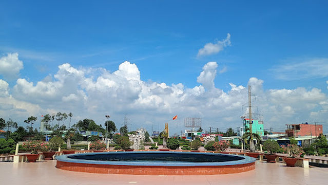 Long An Victory Monument