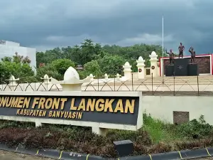Monumen Front Langkan